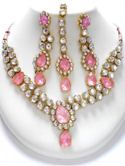 kundan_jewelry_set_3672KNS1540